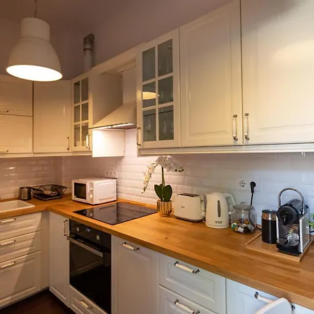 Serenity Apartment Balatonalmadi