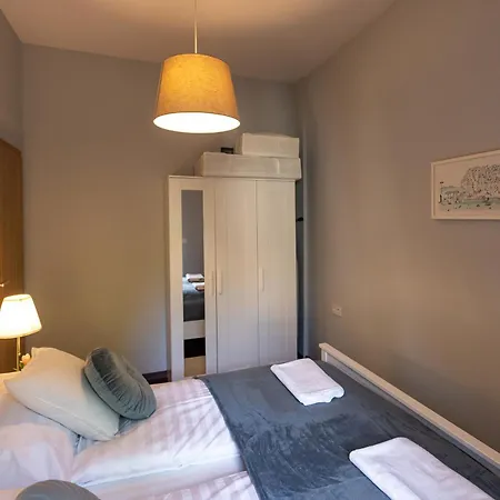 Serenity Apartment Balatonalmadi