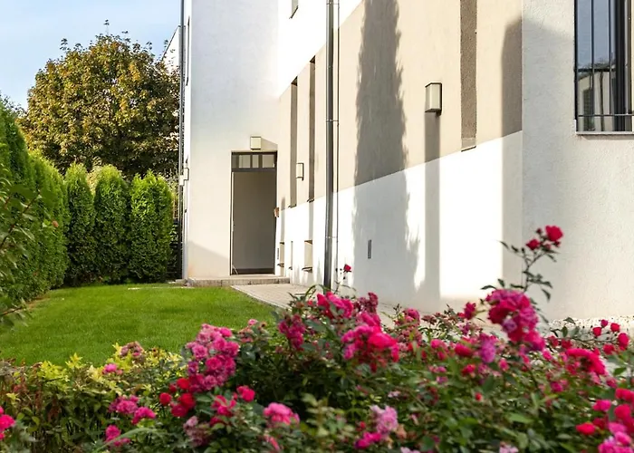 Serenity Апартаменты *